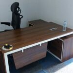 Ergonomic 1400mm Executive Office Desk for Directors