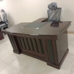 Ergonomic 1400mm Executive Office Desk for Managers