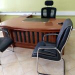 Ergonomic 1400mm Executive Office Desk with Cable Management