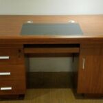 Exclusive 1400mm Executive Office Desk with Spacious Worktop