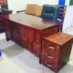 Innovative 1400mm Executive Office Desk for Home Office
