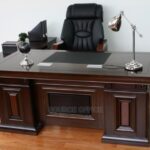 Innovative 1400mm Executive Office Desk with Mobile Pedestal