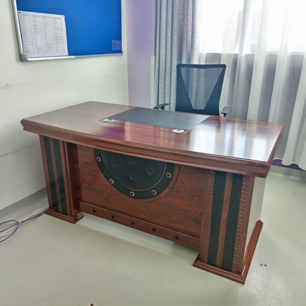 premium-1400mm-executive-office-desk-with-mobile-pedestal Premium 1400mm Executive Office Desk with Mobile Pedestal - Image 1