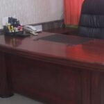 Prestige 1400mm Executive Office Desk with Spacious Worktop
