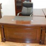 Professional 1400mm Executive Office Desk Contemporary Finish