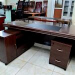 Refined Executive Office Desk Executive Oak Collection